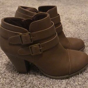 Lauren Conrad booties